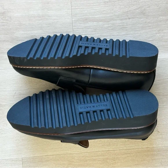 Kelly & Katie Black Loafers Size 9 - Picture 3 of 3